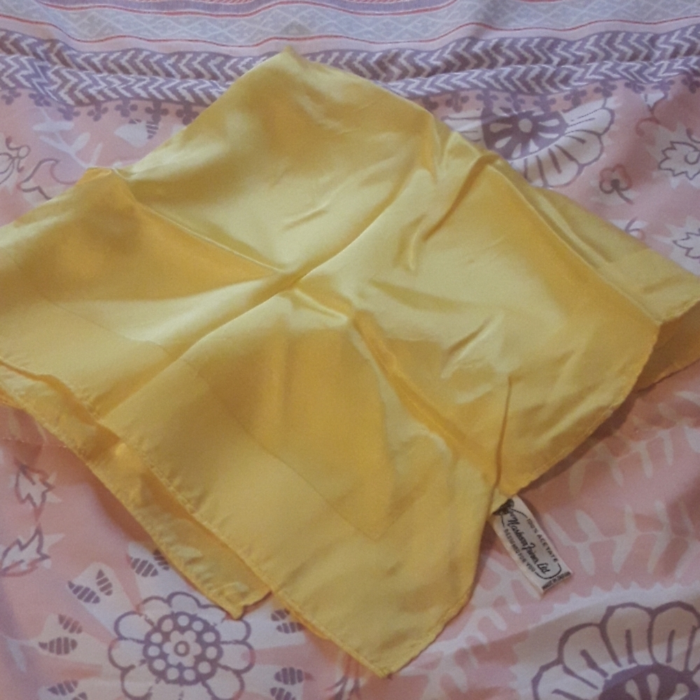 Vtg Nasharr Freres yellow square scarf acetate